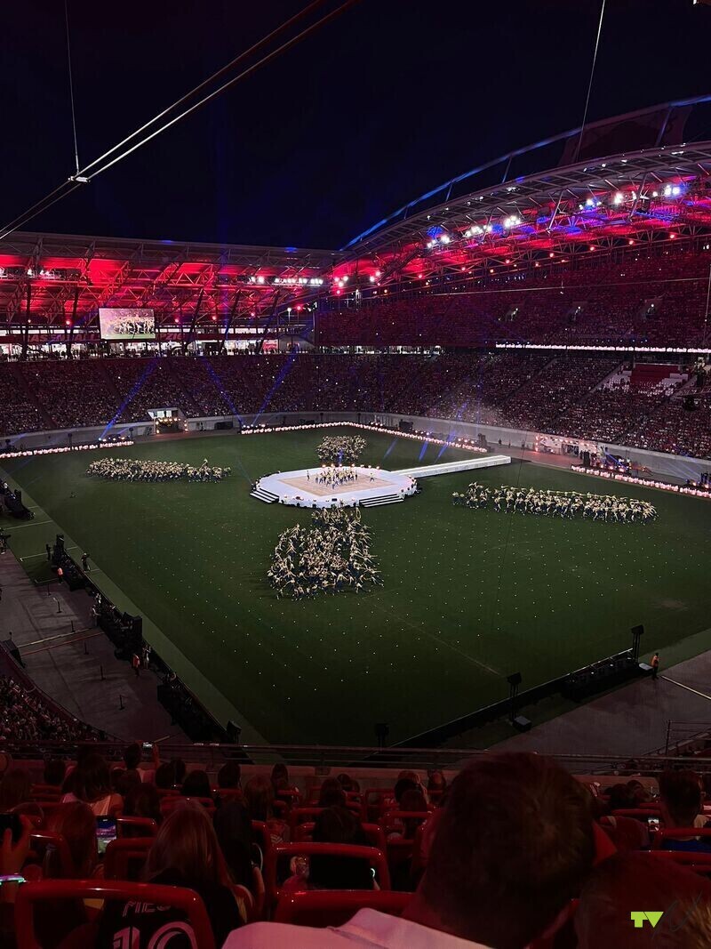 stadiongala.jpeg