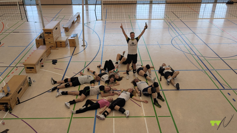 So sehen Sieger aus...der TVN 2 nach dem 33:31 im dritten Satz!